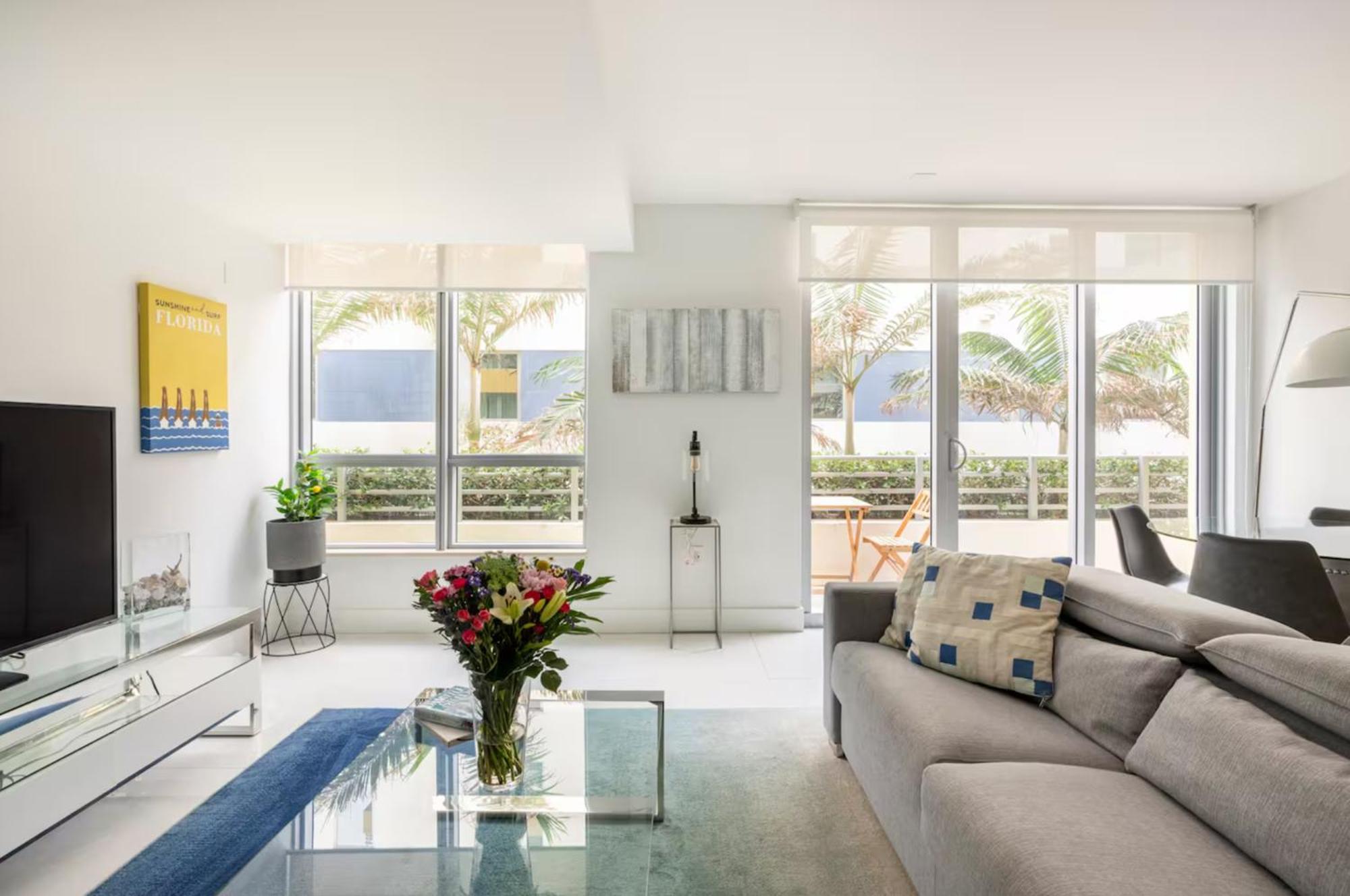 Beachfront Bentley Hotel One Bedroom Suite With Balcony And Beach Access Miami Beach Exterior foto